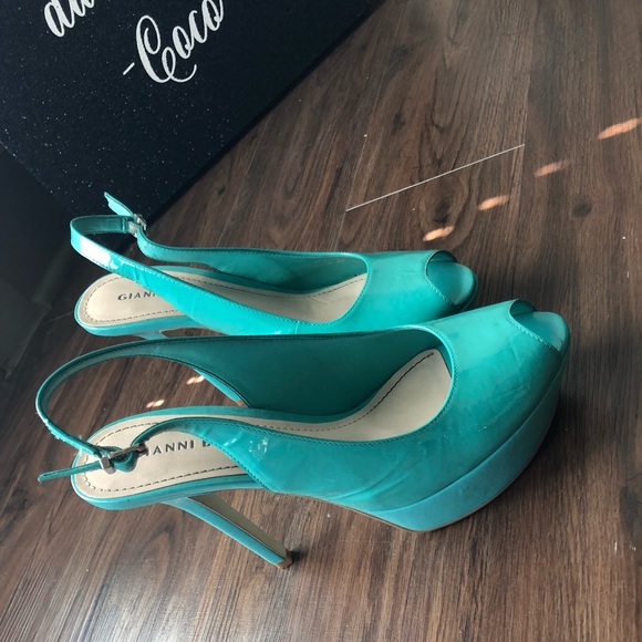 Gianni Bini Peep Toe Heels! - Picture 2 of 7